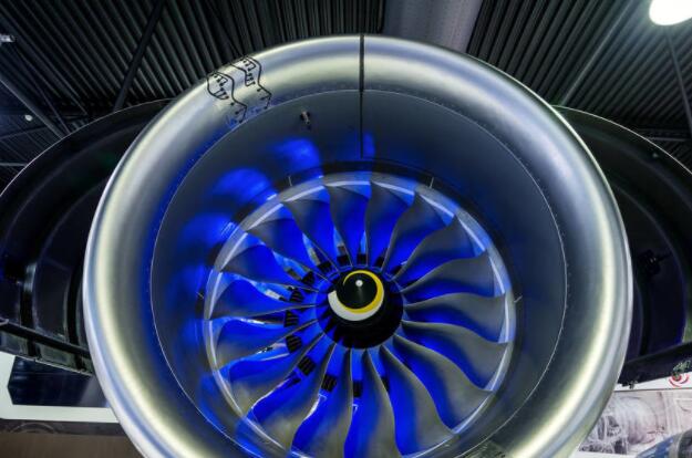 單相電機(jī)與三相電機(jī)的應(yīng)用區(qū)別（從功率效率成本等方面分析）