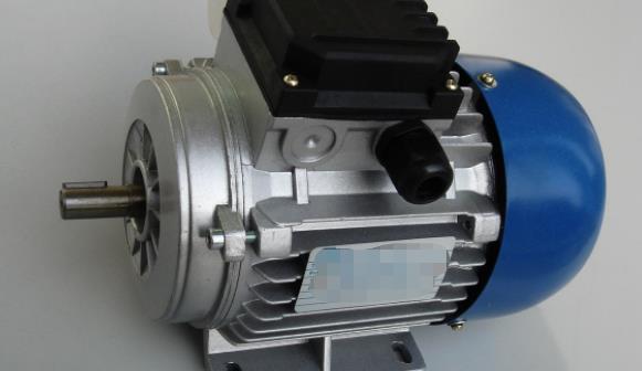 單相電機(jī)如何實(shí)現(xiàn)正反轉(zhuǎn)的調(diào)換？