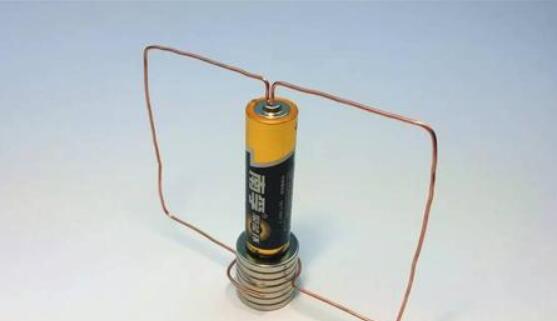 電機(jī)啟動(dòng)電容接反了會(huì)怎么樣，電機(jī)啟動(dòng)電容接反的影響