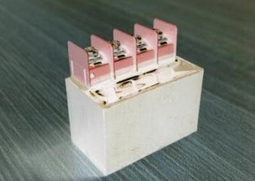 軟啟動控制電機反轉(zhuǎn)，實現(xiàn)電機反轉(zhuǎn)的軟啟動控制方法